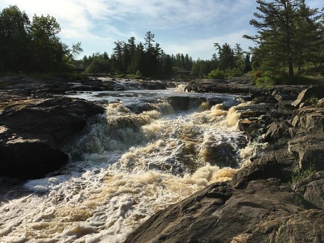 FEE7505F-D3E1-4F44-84FC-8D7A1B38AE4E